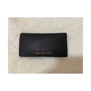 Michael Kors Slim Wallet